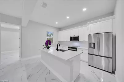 724 Giorgio Ave S, Lehigh Acres, FL 33974 - Photo 12