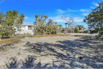 651 Donax St, Sanibel, FL 33957 - Photo 12
