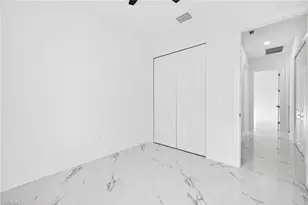 27 SW 8th Pl, Cape Coral, FL 33991 - Photo 24