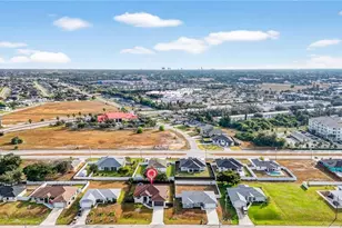 27 SW 8th Pl, Cape Coral, FL 33991 - Photo 40