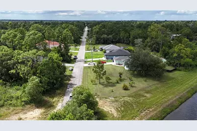 2806 15th St W, Lehigh Acres, FL 33971 - Photo 42