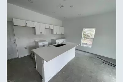 857 Bently St E, Lehigh Acres, FL 33974 - Photo 4