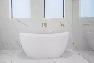 2100 SW 26th St, Cape Coral, FL 33914 - Photo 24