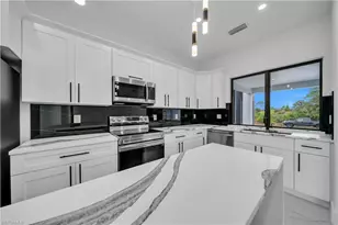 907 East 9th Street, Lehigh Acres, FL 33972 - Photo 10