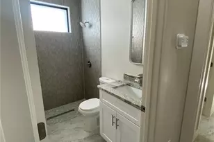194 Yager Cir, Fort Myers, FL 33913 - Photo 14
