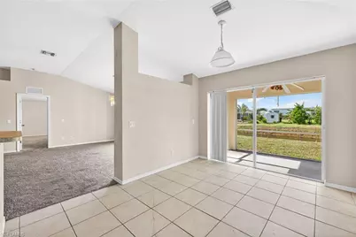 4664 Varsity Cir, Lehigh Acres, FL 33971 - Photo 20