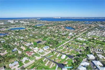 123 Ash Ln, Fort Myers, FL 33908 - Photo 14