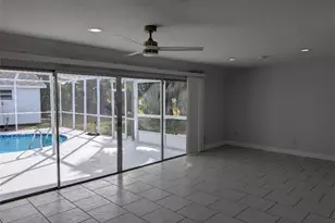 256 SE 46th Ter, Cape Coral, FL 33904 - Photo 4