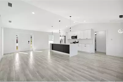 1729 NE 23rd St, Cape Coral, FL 33909 - Photo 8