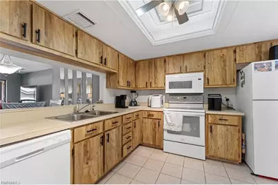 6146 Whiskey Creek Dr #716, Fort Myers, FL 33919 - Photo 8