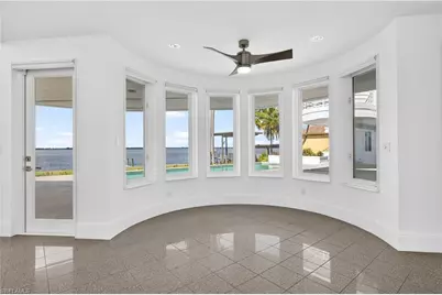 3402 W Riverside Dr, Fort Myers, FL 33901 - Photo 16