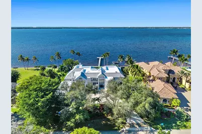 3402 W Riverside Dr, Fort Myers, FL 33901 - Photo 50