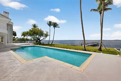 3402 W Riverside Dr, Fort Myers, FL 33901 - Photo 44