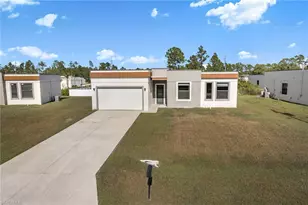 128 Viewpoint Dr, Lehigh Acres, FL 33972 - Photo 2