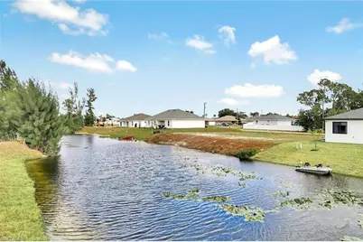 3603 NE 9th Ave, Cape Coral, FL 33909 - Photo 2