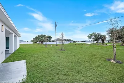 2208 NE 23rd Ave, Cape Coral, FL 33909 - Photo 24