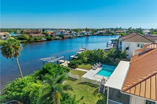 17539 Boat Club Dr, Fort Myers, FL 33908 - Photo 2