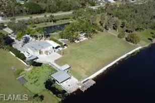 3342 County Road 721 Loop, Moore Haven, FL 33471 - Photo 2