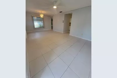 45 Tangelo Ct, Lehigh Acres, FL 33936 - Photo 4