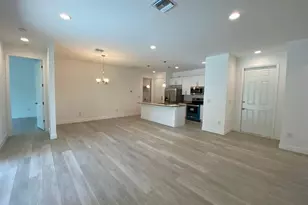 3423 SW 6th Pl, Cape Coral, FL 33914 - Photo 2