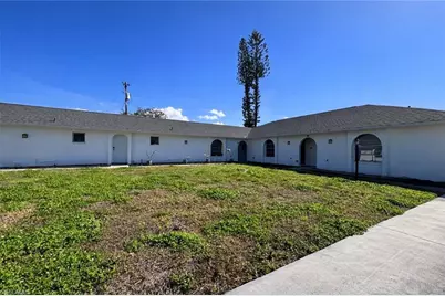 3603 SE 9th Pl #6, Cape Coral, FL 33904 - Photo 2