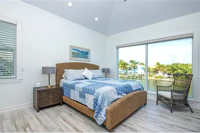 1520 Angel Dr, Sanibel, FL 33957 - Photo 10