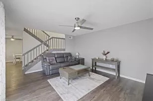 5244 Cedarbend Dr, Fort Myers, FL 33919 - Photo 6