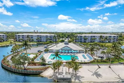 16605 Lake Circle Dr #322, Fort Myers, FL 33908 - Photo 4