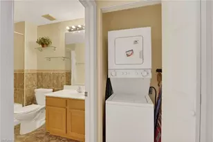 12515 McGregor Blvd, Fort Myers, FL 33919 - Photo 20