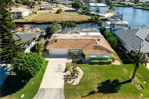 4933 Triton Ct W, Cape Coral, FL 33904 - Photo 24