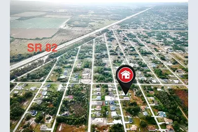 2612 51st St SW, Lehigh Acres, FL 33976 - Photo 34