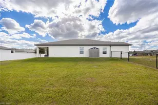 833 Youngreen Dr, Fort Myers, FL 33913 - Photo 32