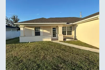 2207 NE 15th Ln, Cape Coral, FL 33909 - Photo 2