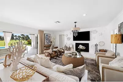 2728 Crayton Rd, Naples, FL 34103 - Photo 4