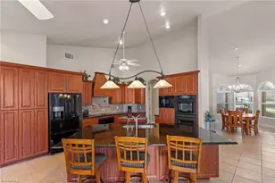 1935 SE 26th St, Cape Coral, FL 33904 - Photo 8