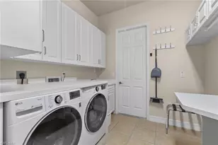 1935 SE 26th St, Cape Coral, FL 33904 - Photo 24