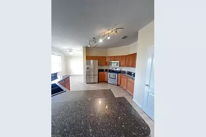 2637 NW 26th Pl, Cape Coral, FL 33993 - Photo 4