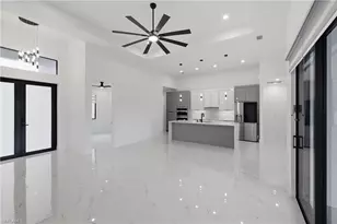 429 Tropicana Pkwy E, Cape Coral, FL 33909 - Photo 26