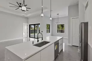 607 NW 7th St, Cape Coral, FL 33993 - Photo 6