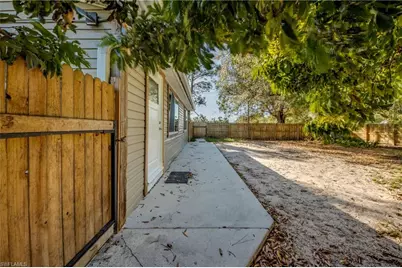 19330 Meredith Rd, North Fort Myers, FL 33917 - Photo 46