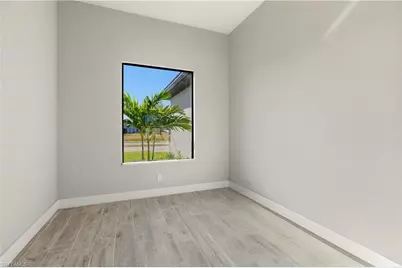 131 Kismet Pkwy E, Cape Coral, FL 33909 - Photo 6