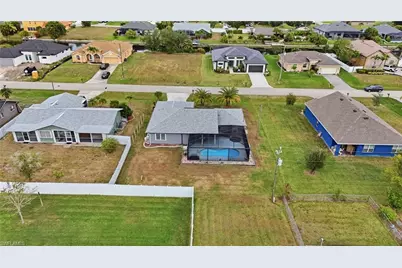 1212 SW 13th St, Cape Coral, FL 33991 - Photo 26