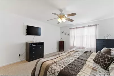 1212 SW 13th St, Cape Coral, FL 33991 - Photo 12