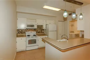 4670 St Croix Ln, Naples, FL 34109 - Photo 6