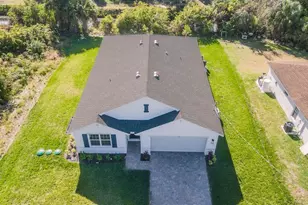 553 Kingsbury Ln, Lehigh Acres, FL 33974 - Photo 2