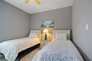 825 SE 5th Pl, Cape Coral, FL 33990 - Photo 14