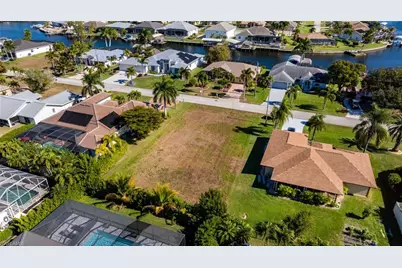 5010 SW 20th Pl, Cape Coral, FL 33914 - Photo 18