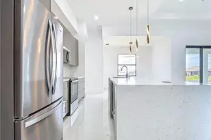 323 NE 19th Terrace, Cape Coral, FL 33909 - Photo 42