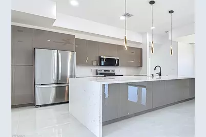 323 NE 19th Ter, Cape Coral, FL 33909 - Photo 34