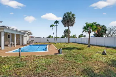 1718 SE 29th Ln, Cape Coral, FL 33904 - Photo 28